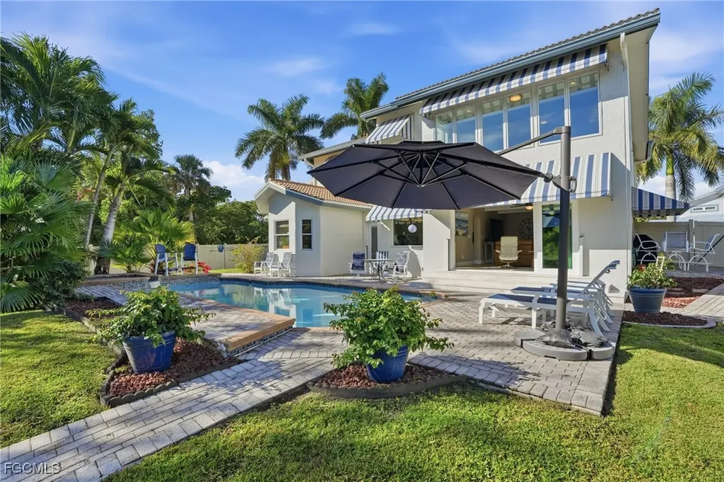 8380 Aqua Cove Lane North Fort Myers FL 33903