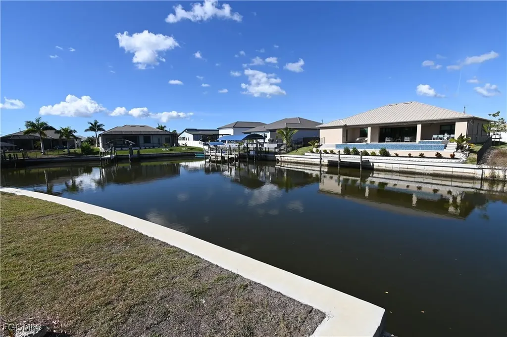 3213 NW 20th Lane Cape Coral FL 33993