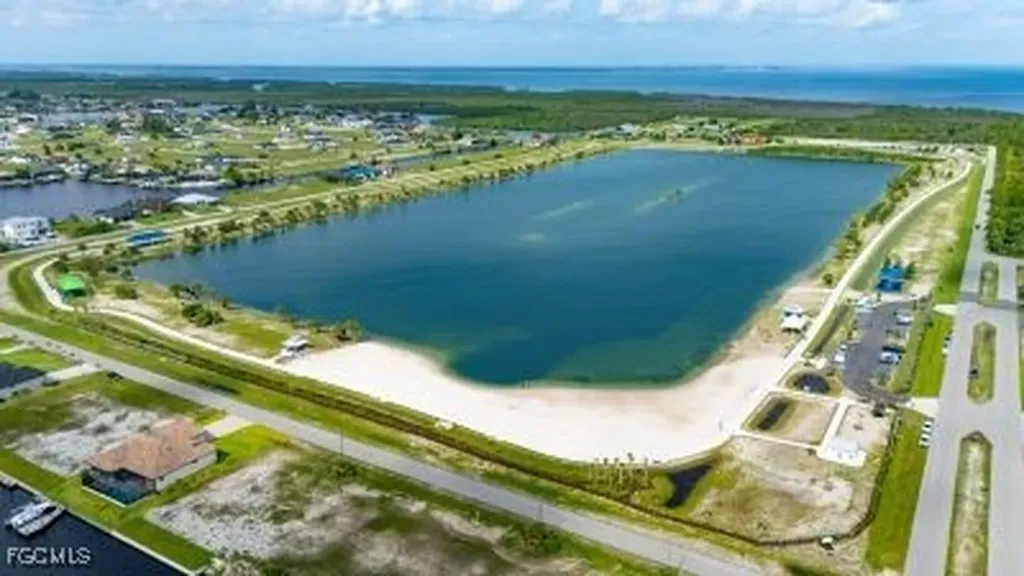 3213 NW 20th Lane Cape Coral FL 33993