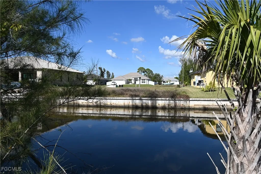 3213 NW 20th Lane Cape Coral FL 33993