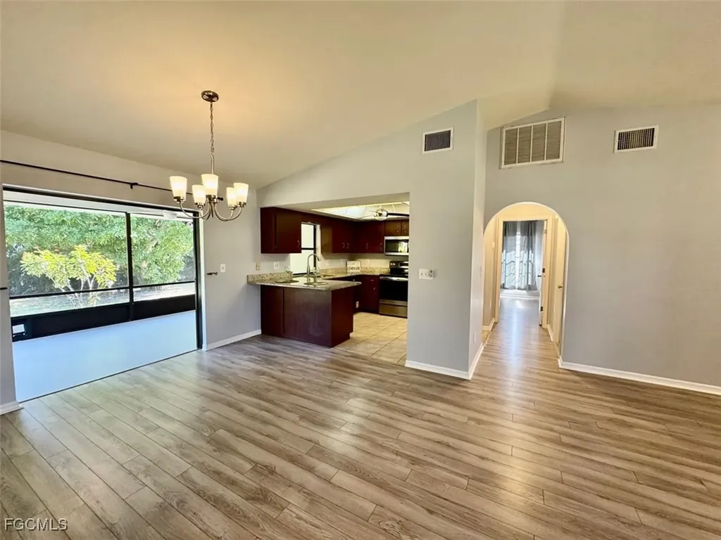 3725 SW 6th Avenue Cape Coral FL 33914