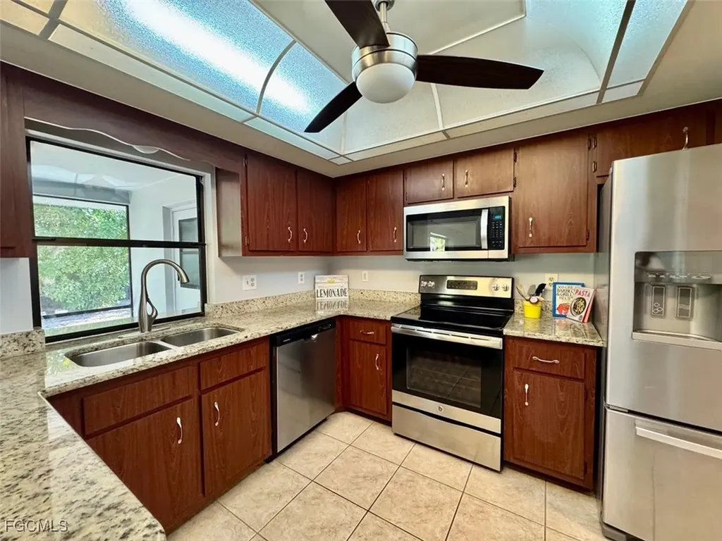 3725 SW 6th Avenue Cape Coral FL 33914