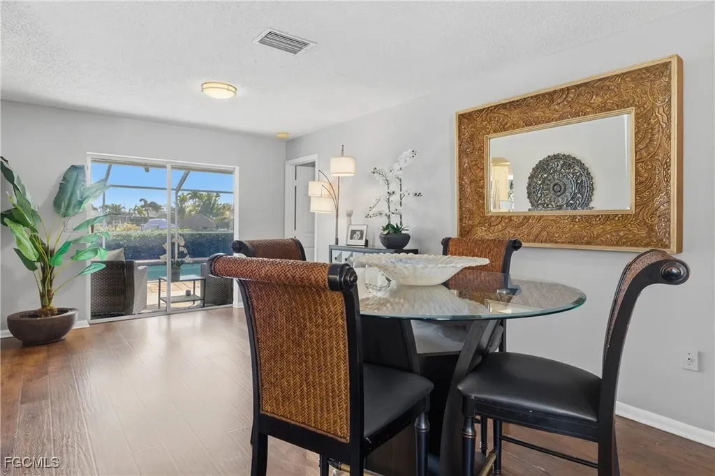 4047 Country Club Boulevard Cape Coral FL 33904