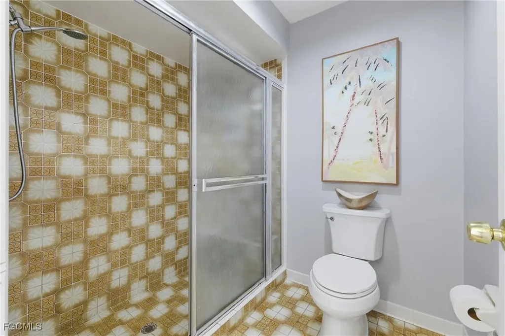 4047 Country Club Boulevard Cape Coral FL 33904