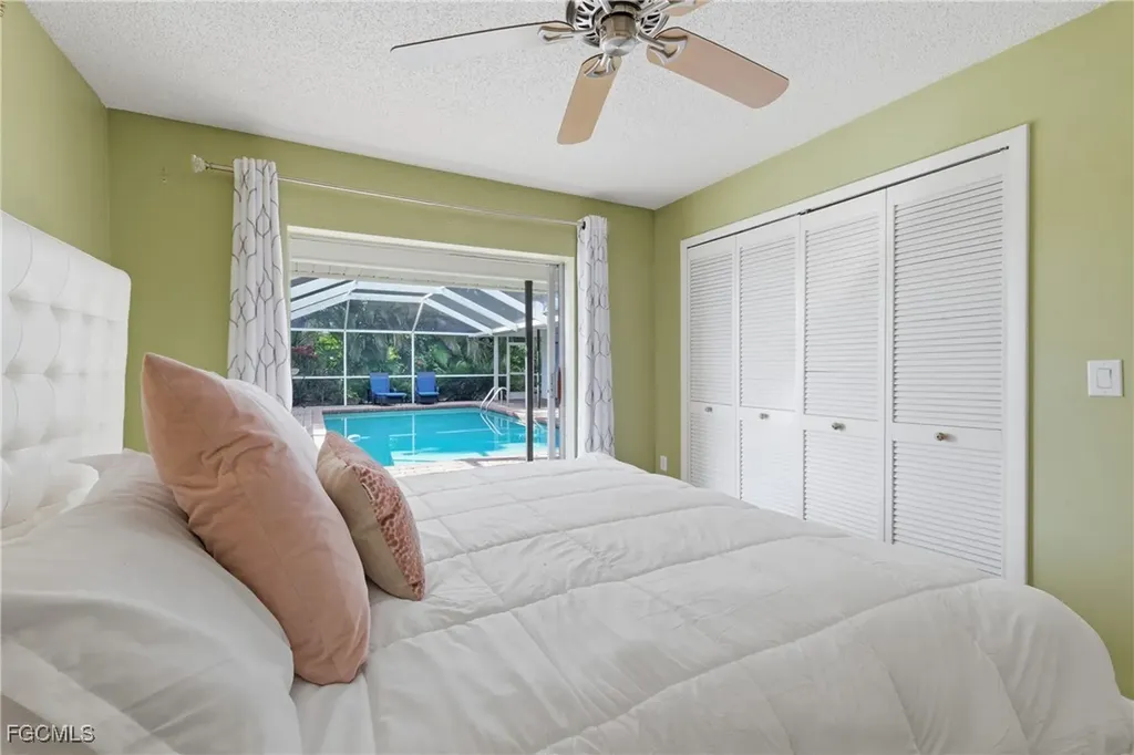 4047 Country Club Boulevard Cape Coral FL 33904