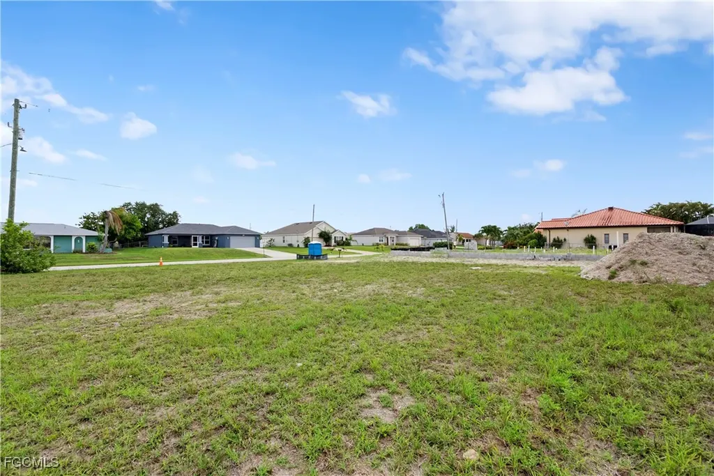 306 NE 19th Street Cape Coral FL 33909