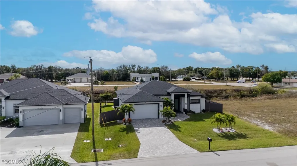 1620 NE 10th Lane Cape Coral FL 33909