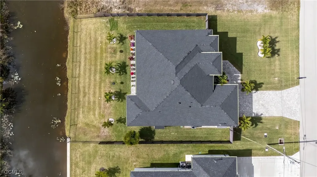 1620 NE 10th Lane Cape Coral FL 33909
