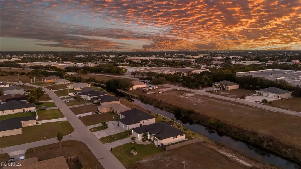 1620 NE 10th Lane Cape Coral FL 33909