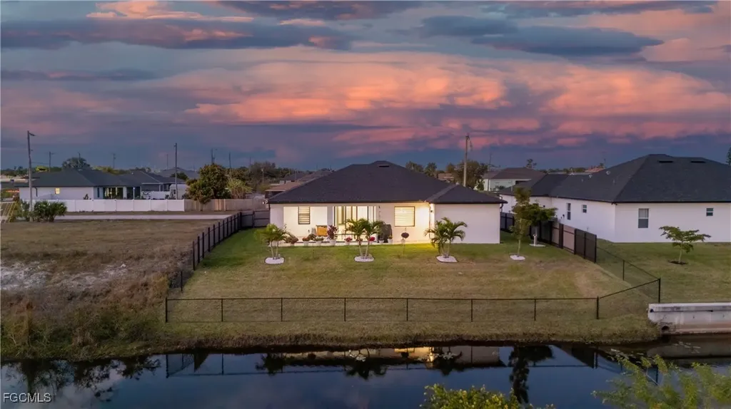 1620 NE 10th Lane Cape Coral FL 33909