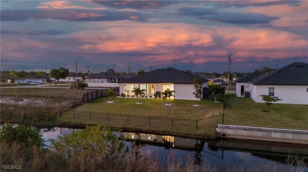 1620 NE 10th Lane Cape Coral FL 33909