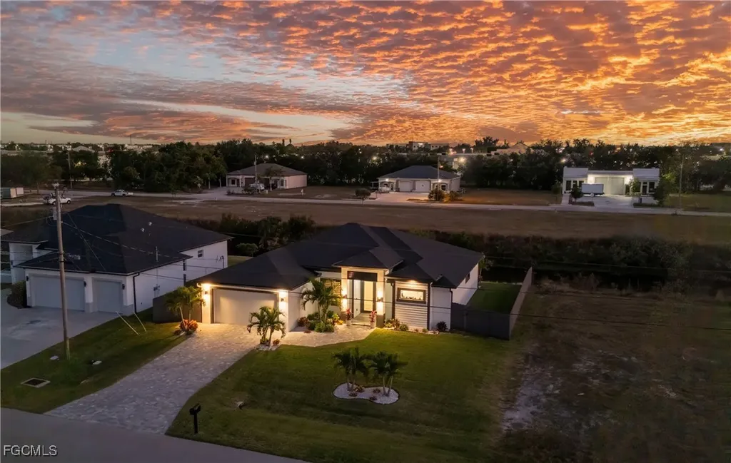 1620 NE 10th Lane Cape Coral FL 33909