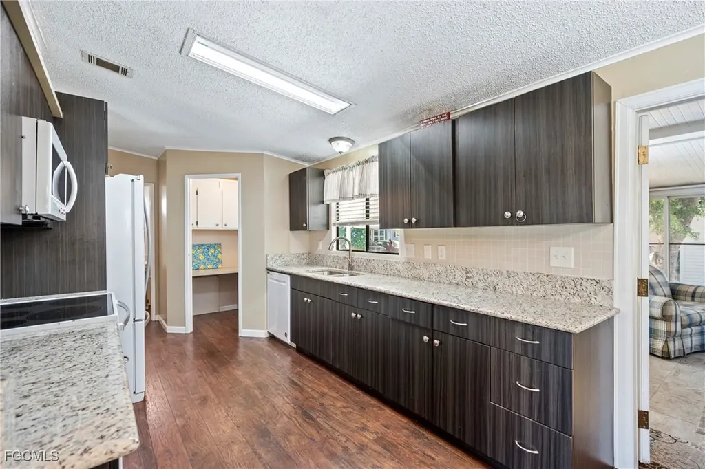 9814 Creekwood Lane Fort Myers FL 33905