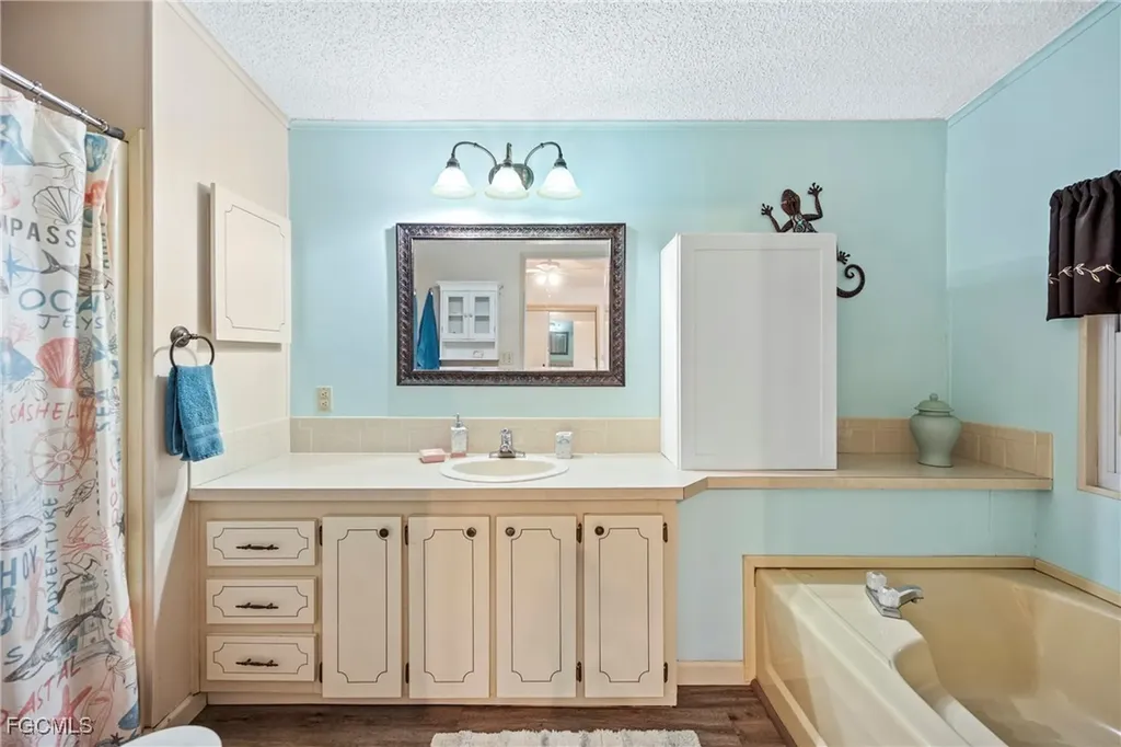 9814 Creekwood Lane Fort Myers FL 33905