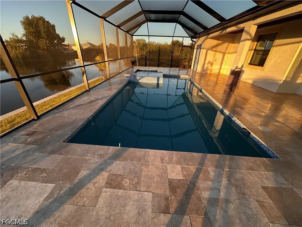 509 NE 5th Terrace Cape Coral FL 33909