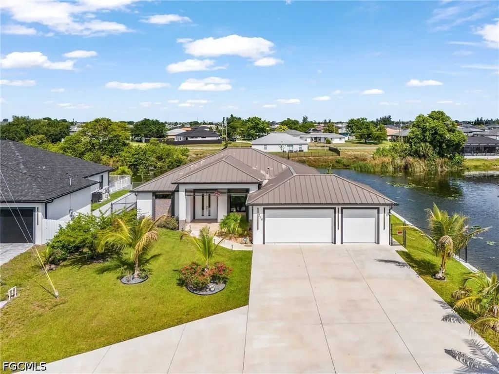 509 NE 5th Terrace Cape Coral FL 33909