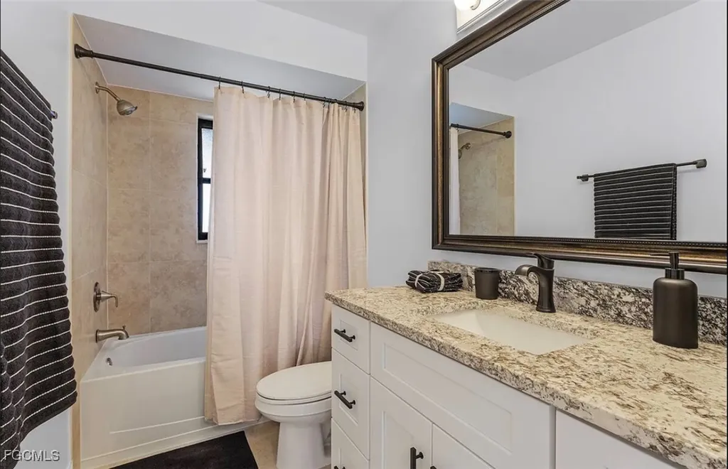 1129 SE 13th Street Cape Coral FL 33990