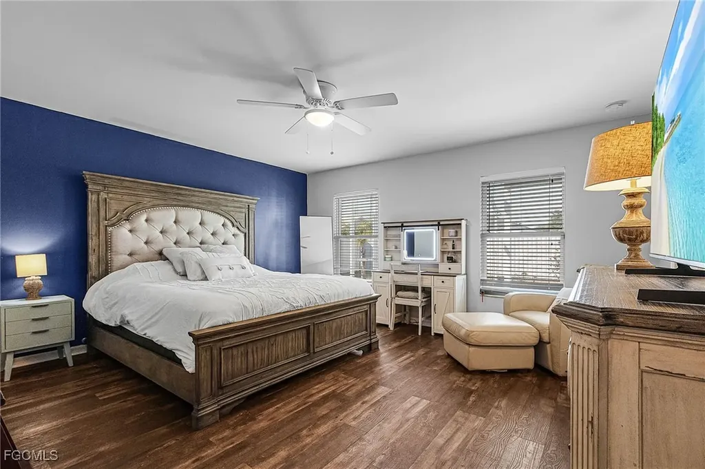 1010 SW 6th Avenue Cape Coral FL 33991