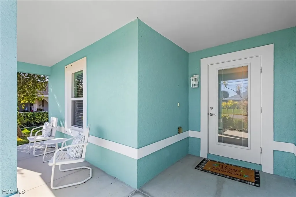 1010 SW 6th Avenue Cape Coral FL 33991