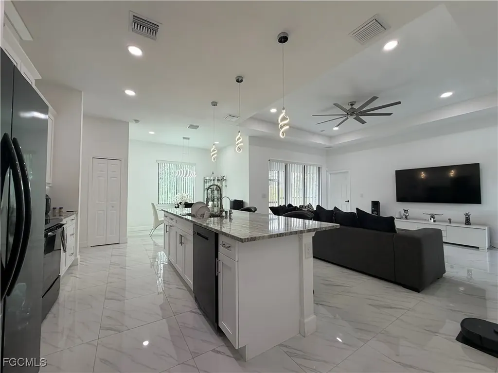 1807 W 11th Street Lehigh Acres FL 33972