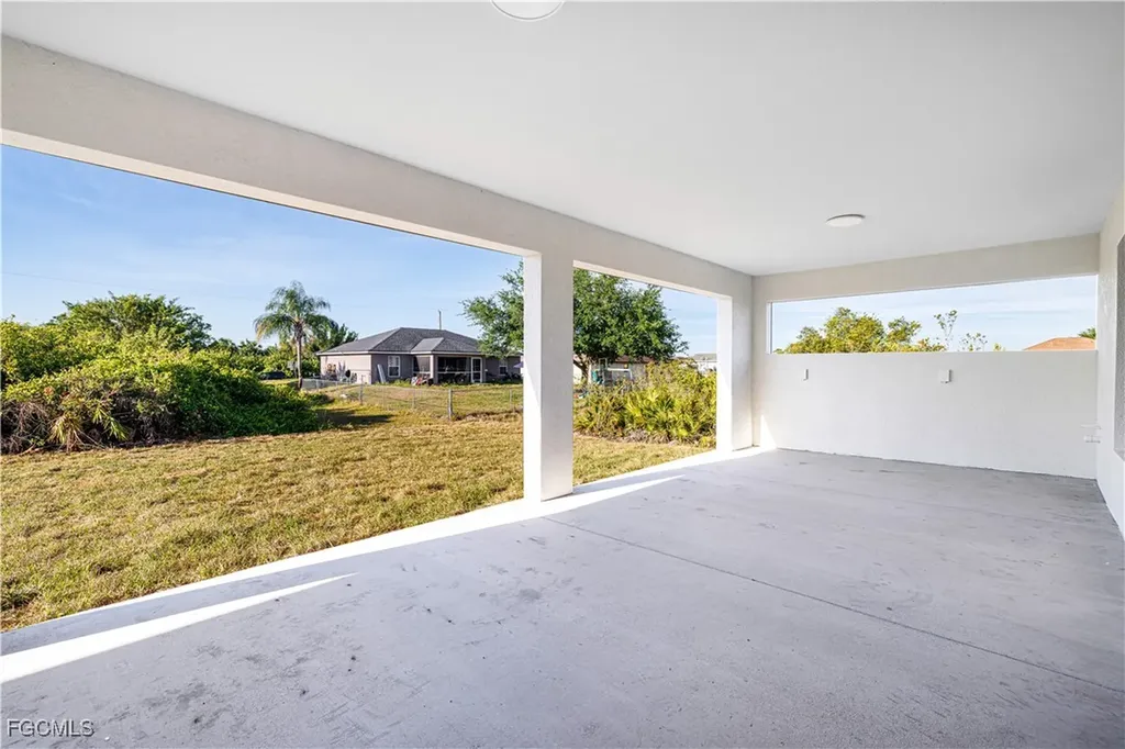 2709 58th Street W Lehigh Acres FL 33971