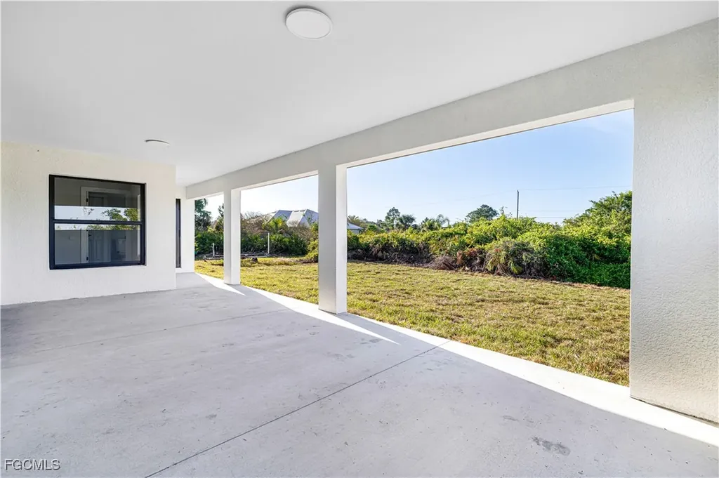 2709 58th Street W Lehigh Acres FL 33971