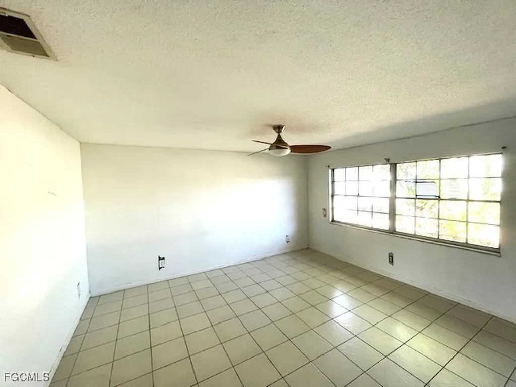9761 Deerfoot Drive Fort Myers FL 33919