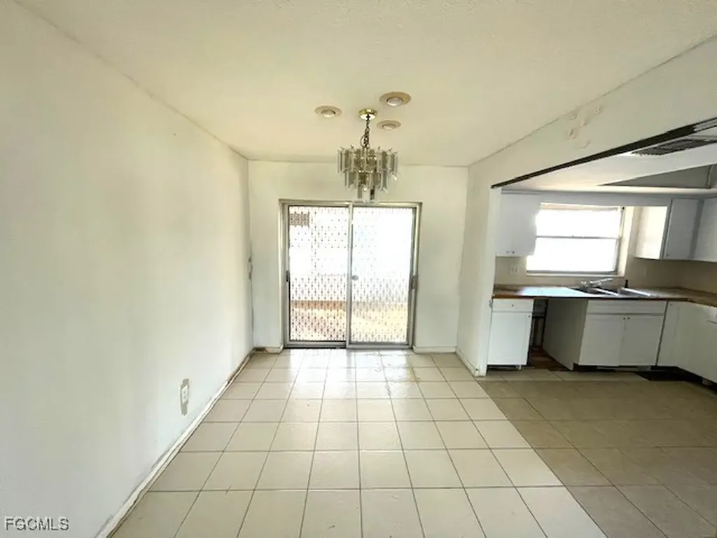 9761 Deerfoot Drive Fort Myers FL 33919