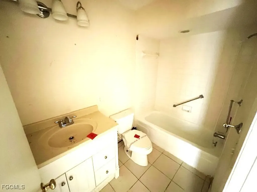 9761 Deerfoot Drive Fort Myers FL 33919