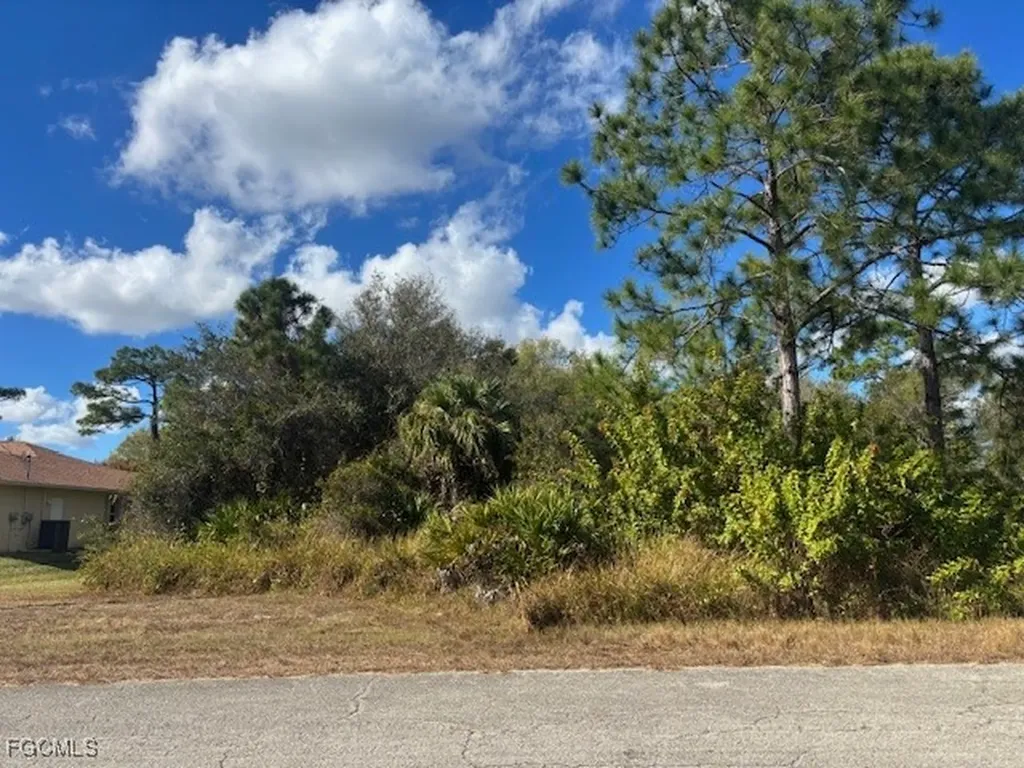 611 Highland Avenue Lehigh Acres FL 33972