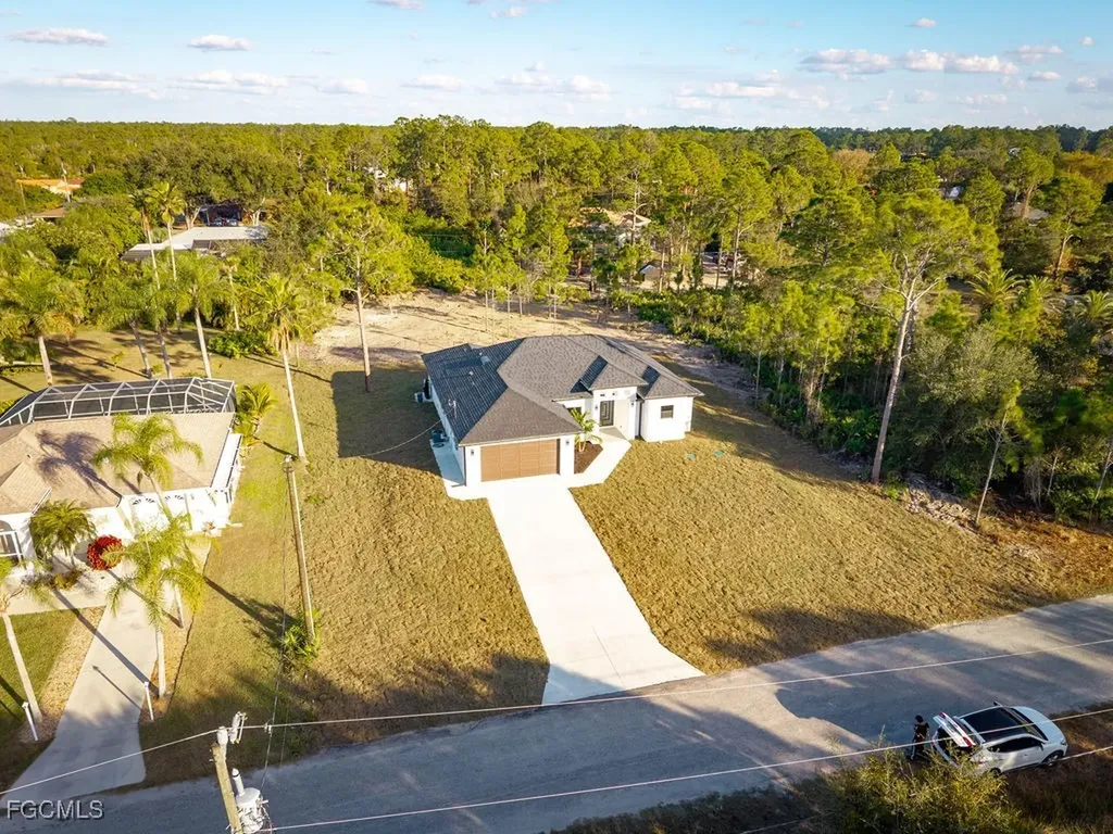 916 Jefferson Avenue Lehigh Acres FL 33936