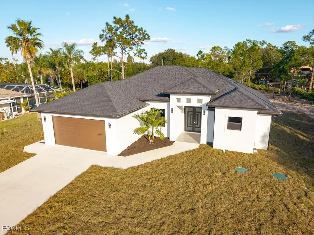 916 Jefferson Avenue Lehigh Acres FL 33936