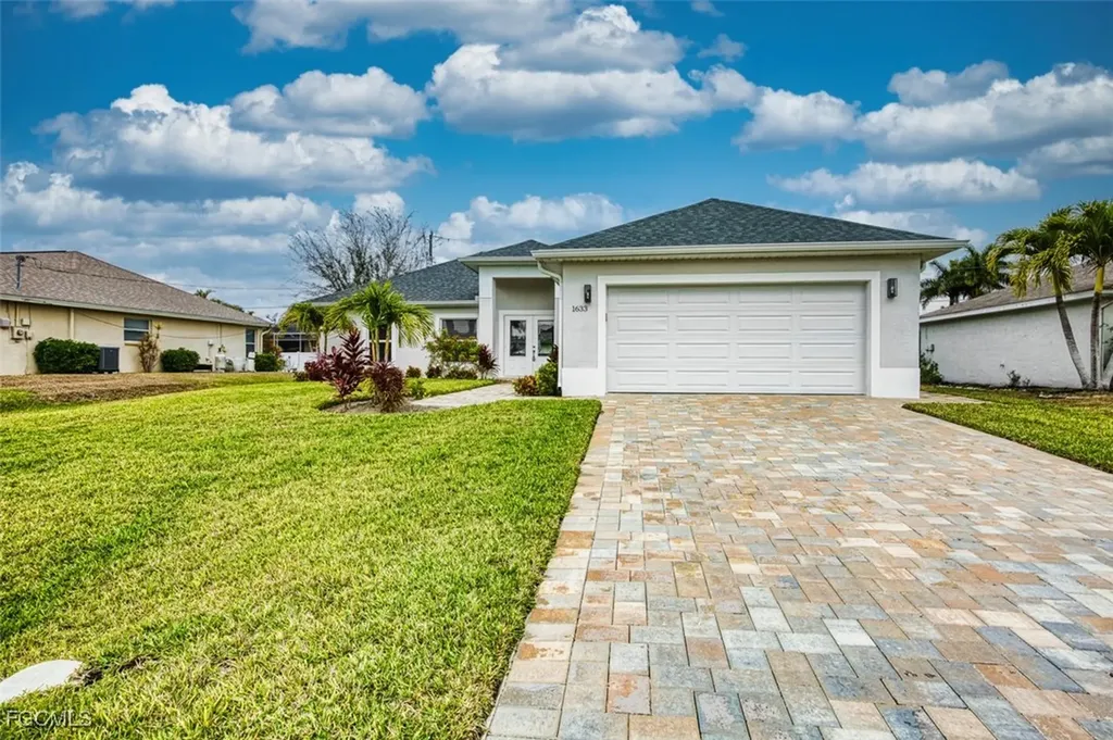 1633 SW 43rd Street Cape Coral FL 33914