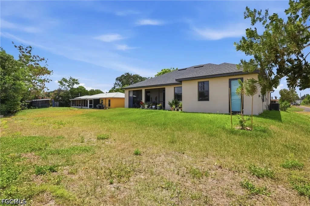 705 Harding Lane Lehigh Acres FL 33936