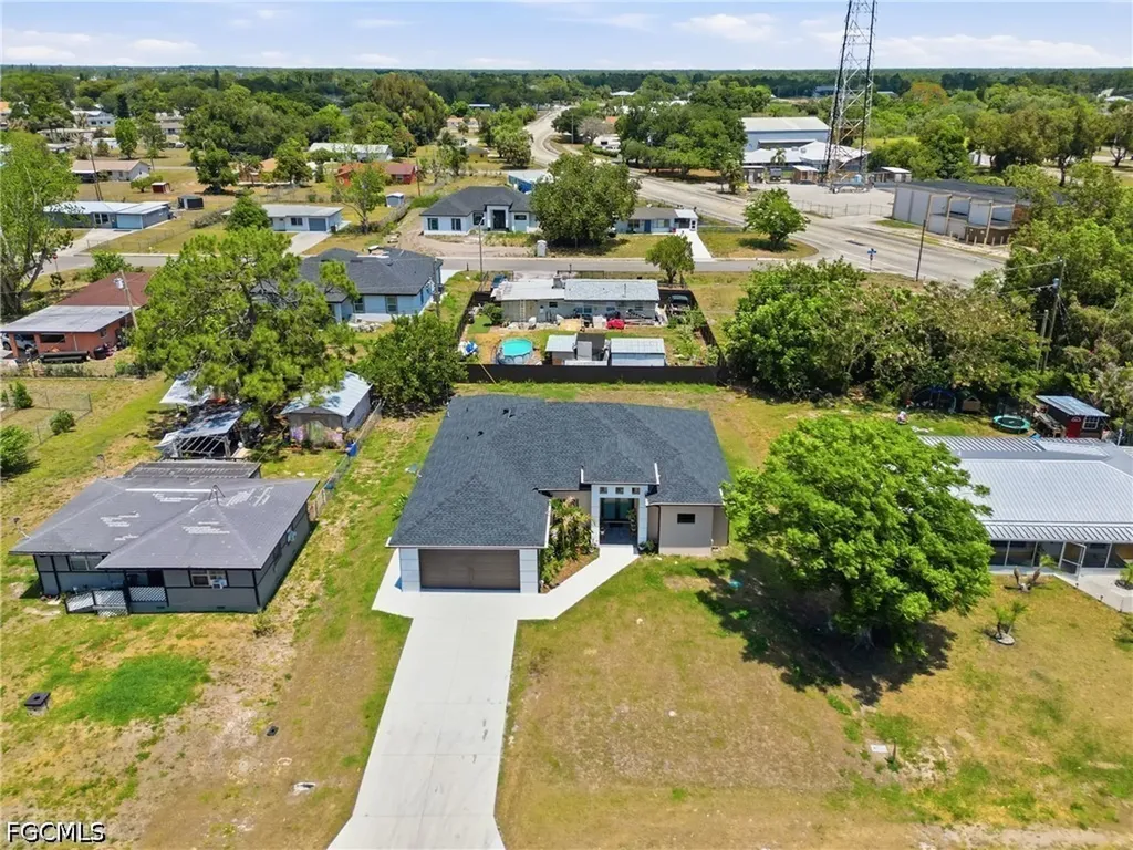 705 Harding Lane Lehigh Acres FL 33936