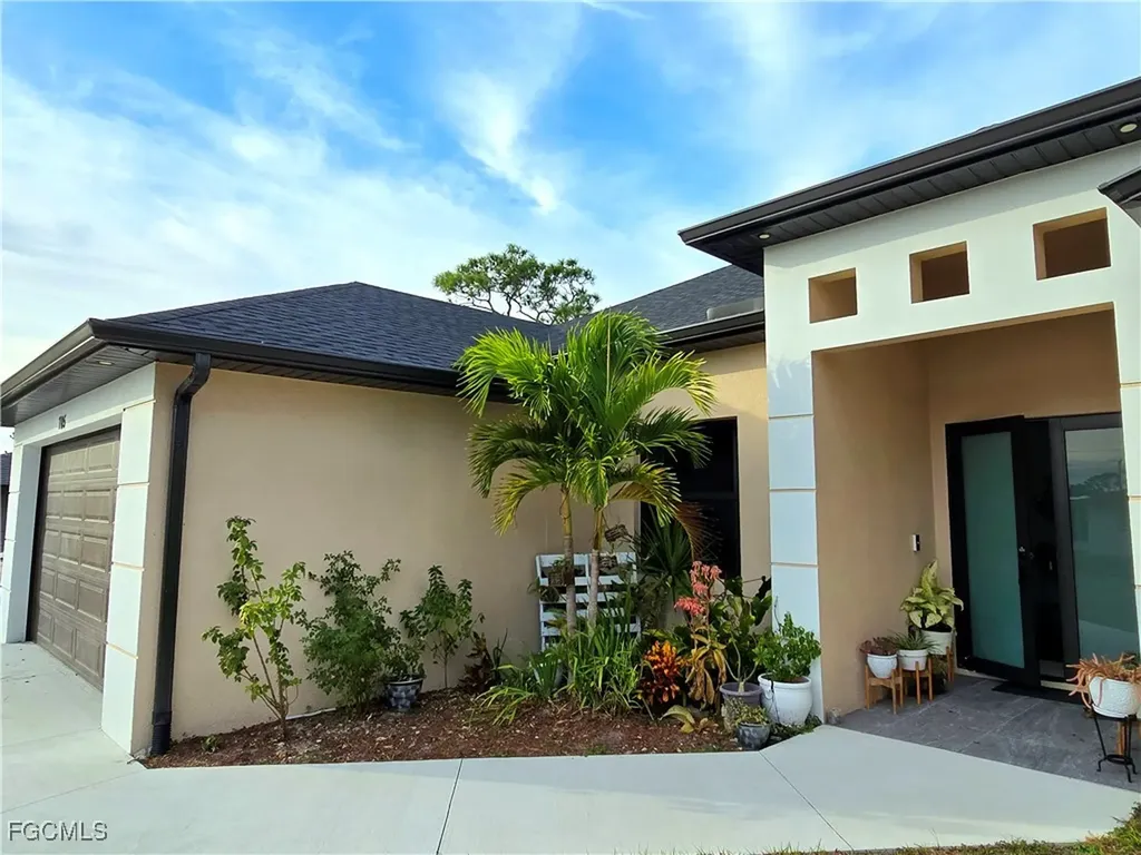 705 Harding Lane Lehigh Acres FL 33936