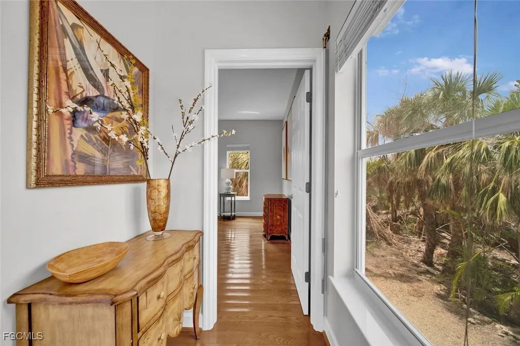 1828 Buckthorn Lane Sanibel FL 33957