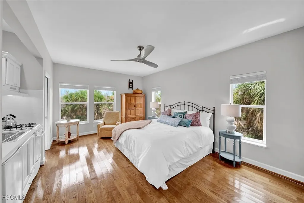 1828 Buckthorn Lane Sanibel FL 33957
