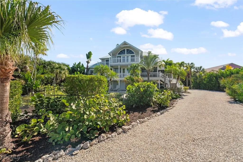 1828 Buckthorn Lane Sanibel FL 33957