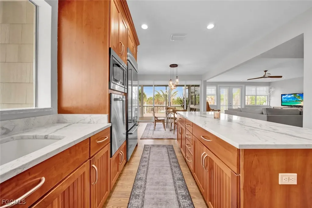 1828 Buckthorn Lane Sanibel FL 33957