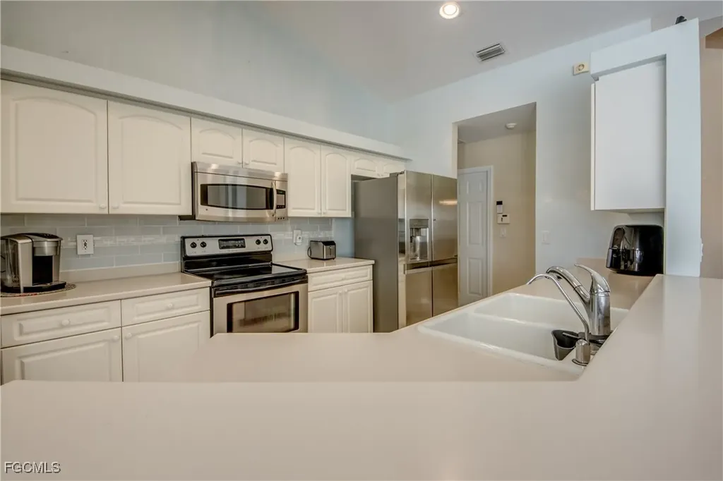 1324 NE 23rd Terrace Cape Coral FL 33909