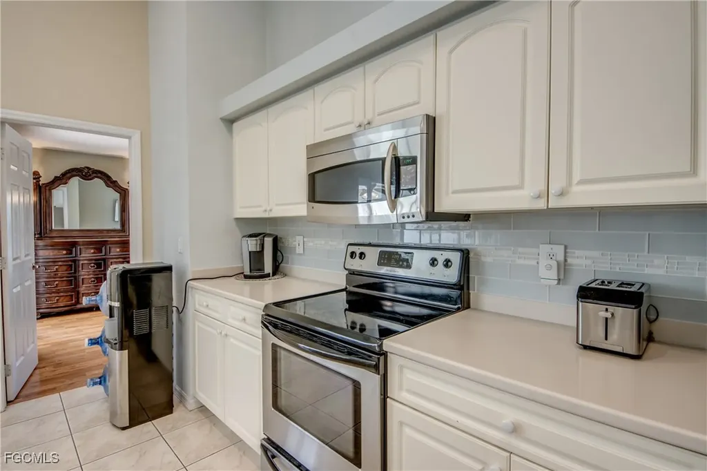 1324 NE 23rd Terrace Cape Coral FL 33909