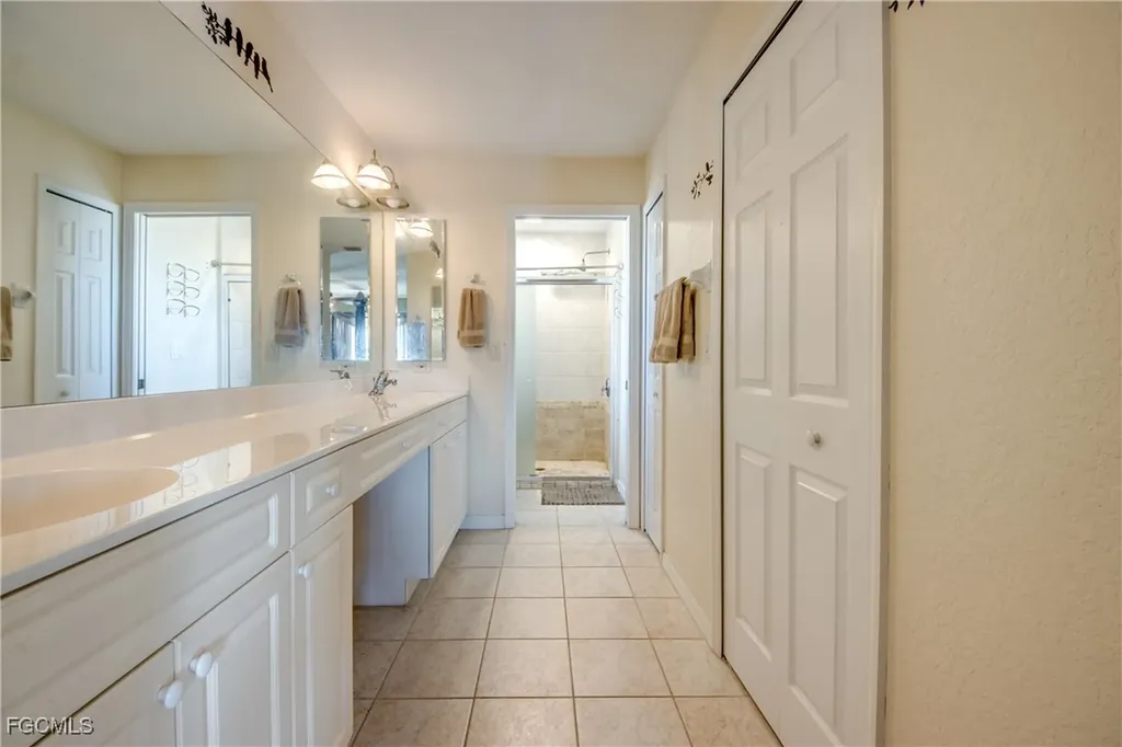 1324 NE 23rd Terrace Cape Coral FL 33909