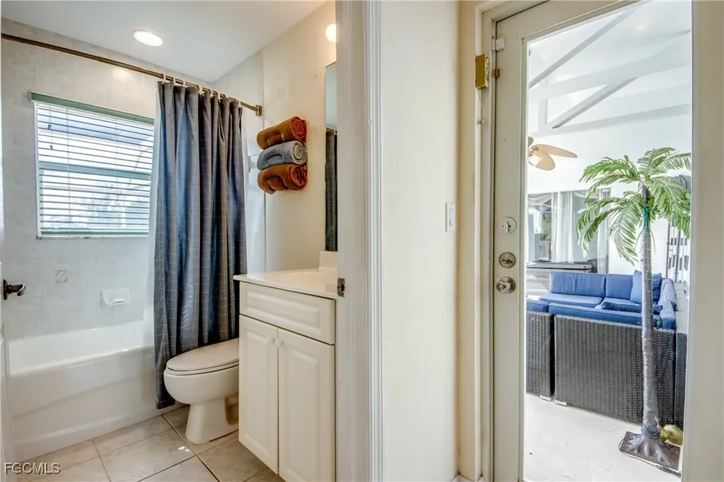 1324 NE 23rd Terrace Cape Coral FL 33909