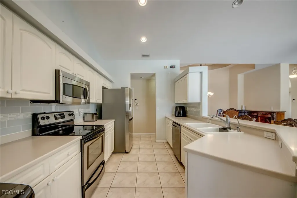 1324 NE 23rd Terrace Cape Coral FL 33909