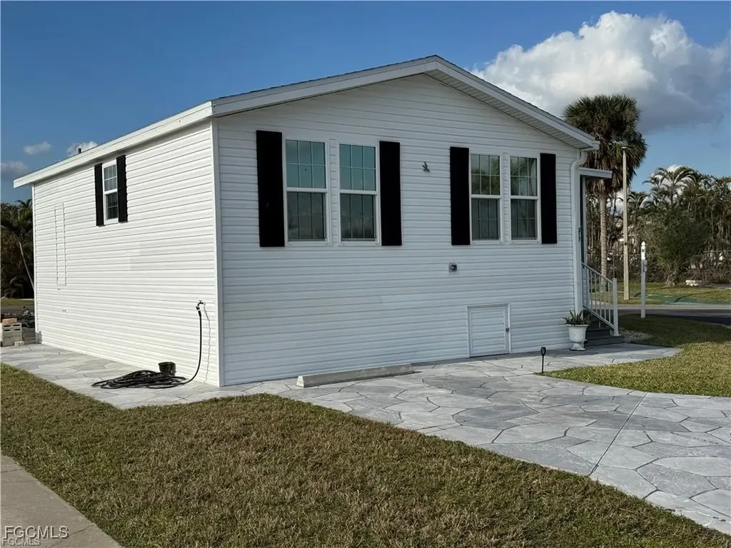 19681 Summerlin Road Fort Myers FL 33908