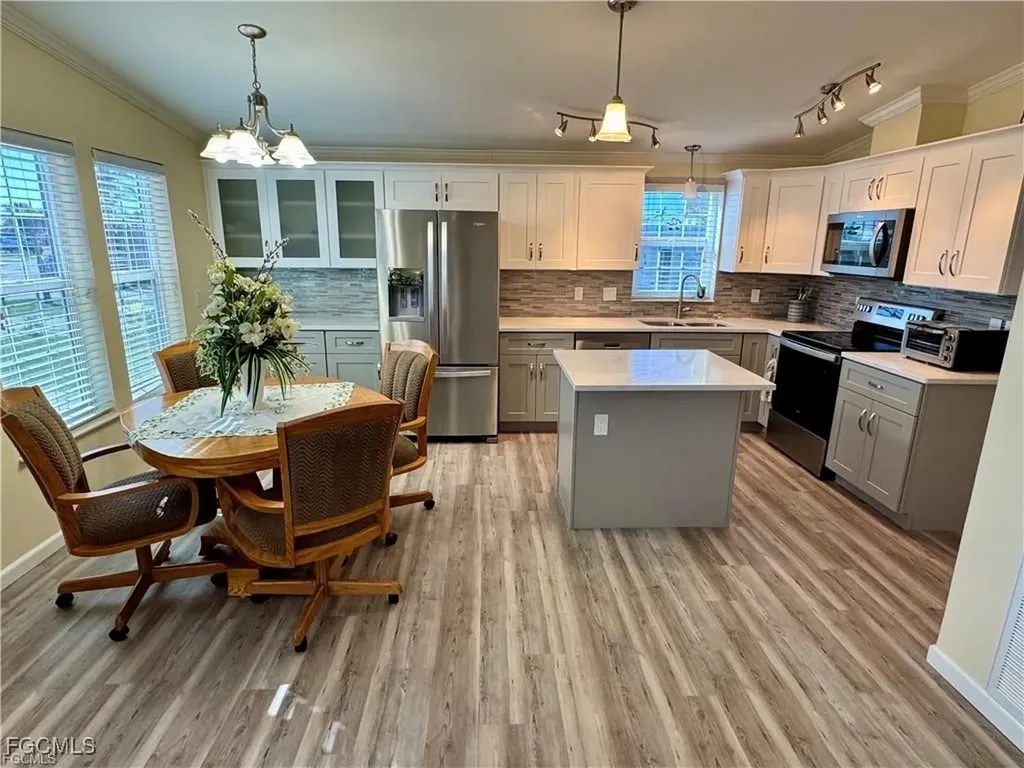 19681 Summerlin Road Fort Myers FL 33908