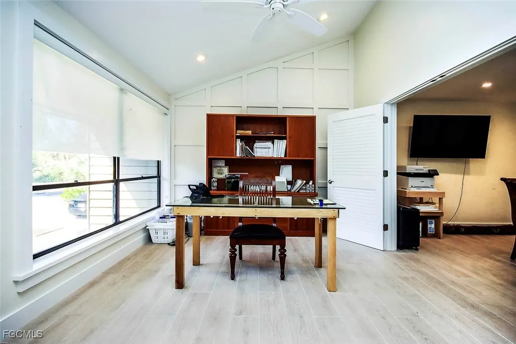 2323 Wooster Lane Sanibel FL 33957