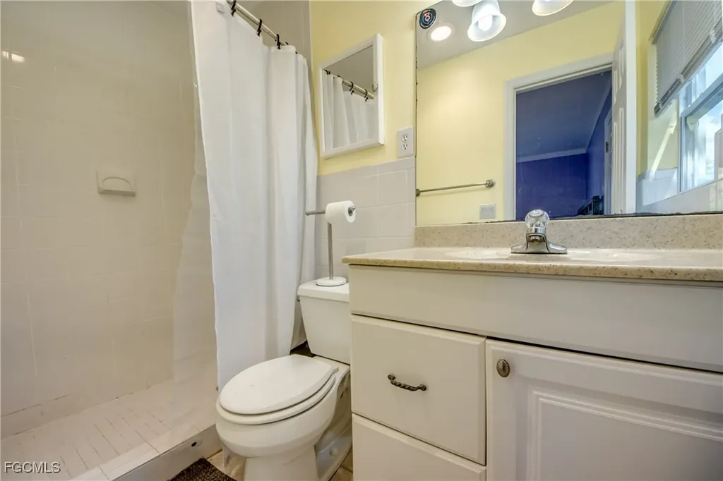 2912 Poinciana Drive Naples FL 34105