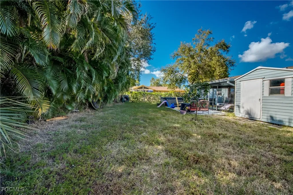 2912 Poinciana Drive Naples FL 34105